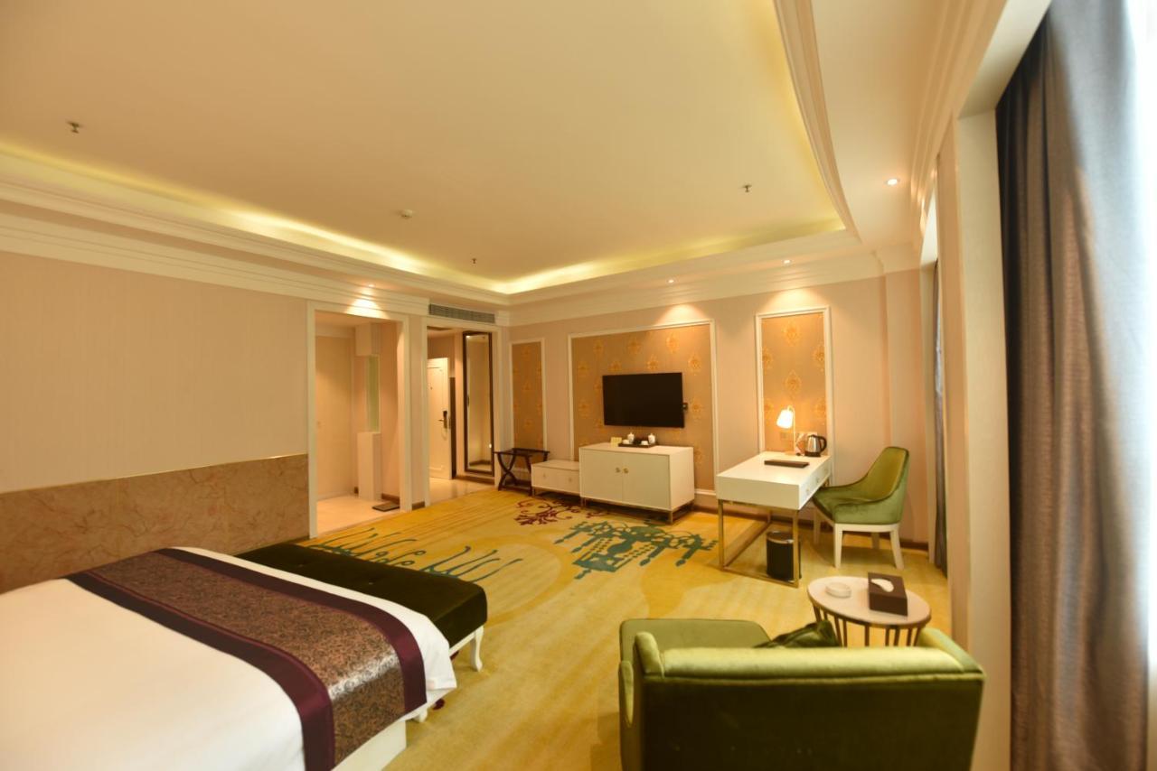 Hong Van Grand Hotel Mong Cai 외부 사진