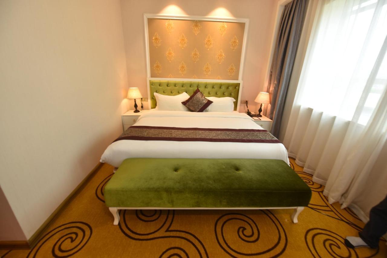 Hong Van Grand Hotel Mong Cai 외부 사진