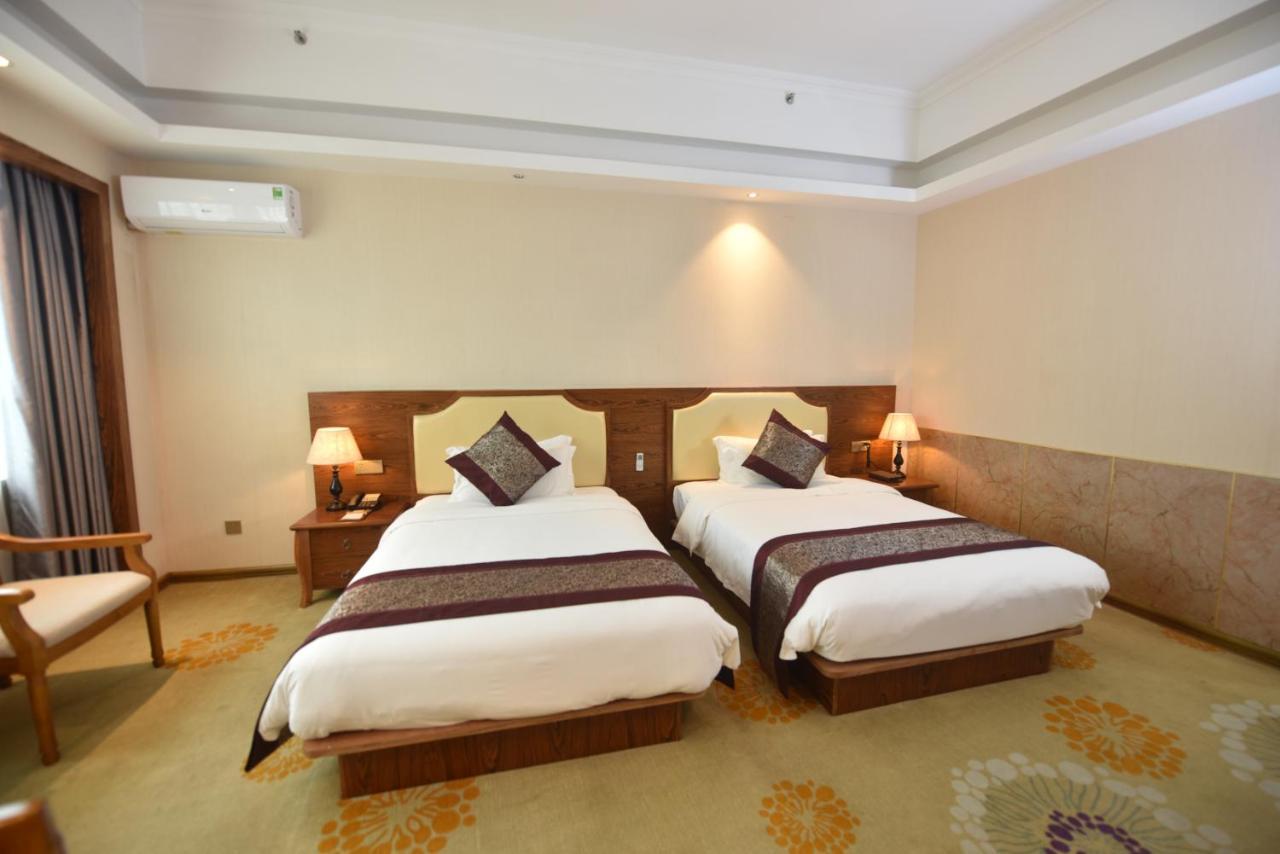 Hong Van Grand Hotel Mong Cai 외부 사진