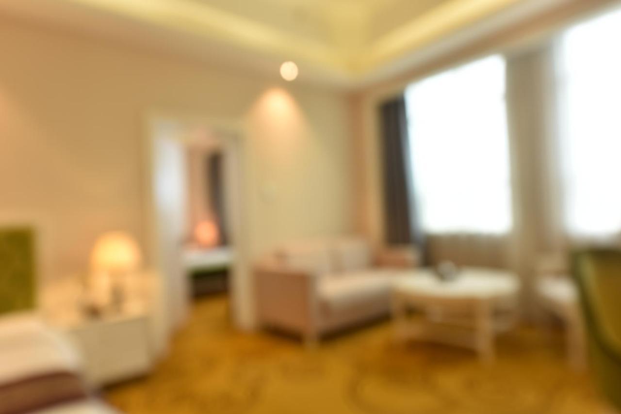 Hong Van Grand Hotel Mong Cai 외부 사진