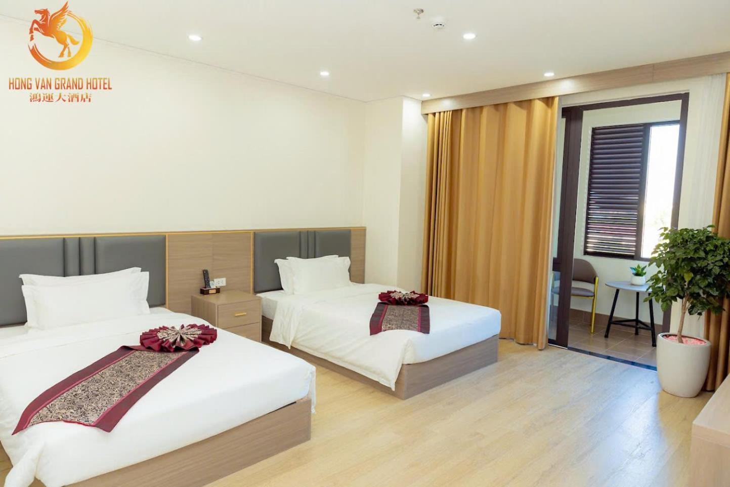 Hong Van Grand Hotel Mong Cai 외부 사진