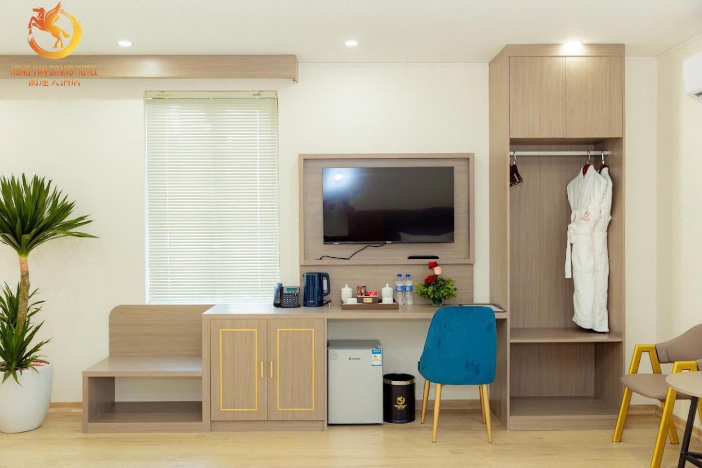 Hong Van Grand Hotel Mong Cai 외부 사진